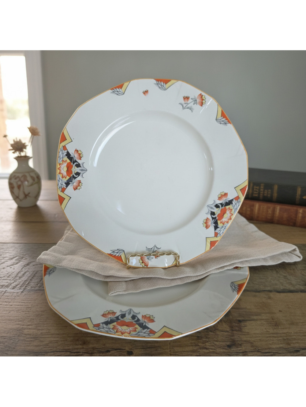 Vtg 70s Alfred Meakin Balmoral Bone China Plates Marigold Princess Shape Floral